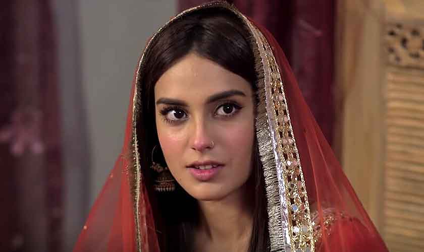 Iqra Aziz kimdir? iqra aziz kaç yaşında ve nereli?